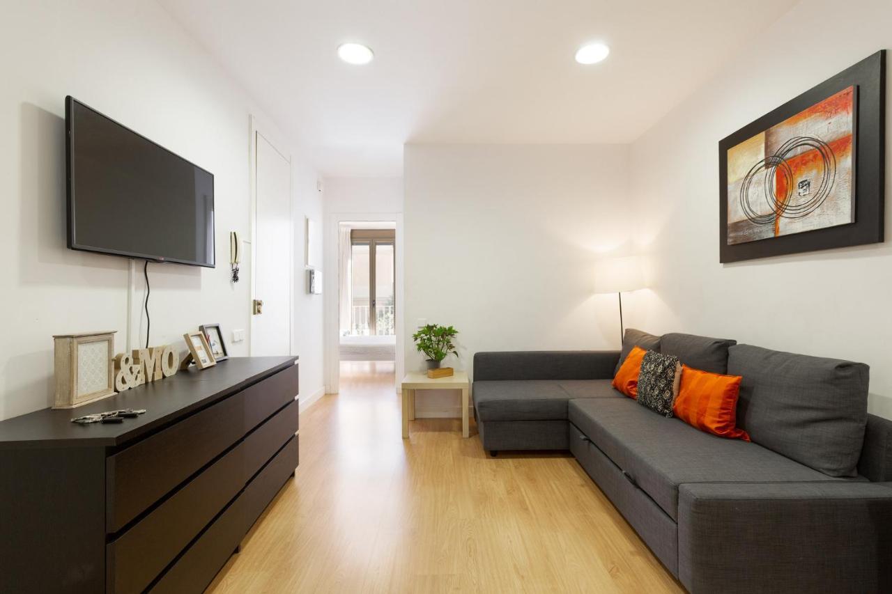 Stay U-nique Apartments Urgell Barcelone Extérieur photo